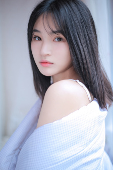 绑定读心术后，全员大佬为我狂飙
